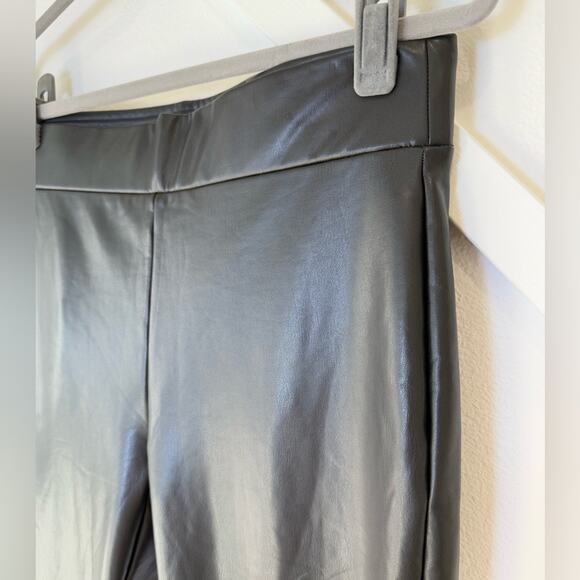 NWT Loft Faux Leather Black Leggings With Back Seam Size Medium - Picture 3 of 12
